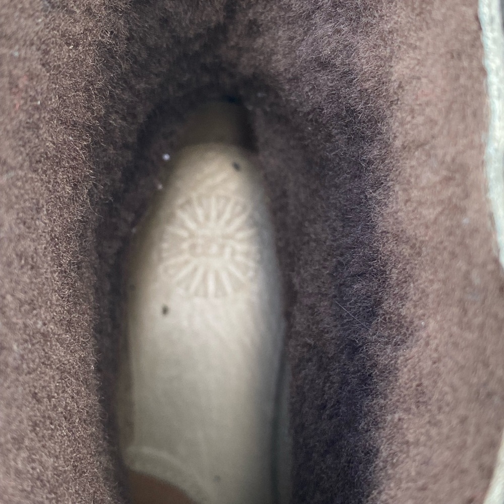 UGG Men's Dark Brown Leather Boots - Picture 9 of 9